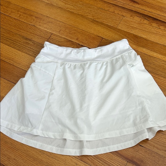 Girls L White Athletic Skirt - Picture 1 of 3